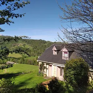 Les Granges De La Hulotte, La Hulotte Lies